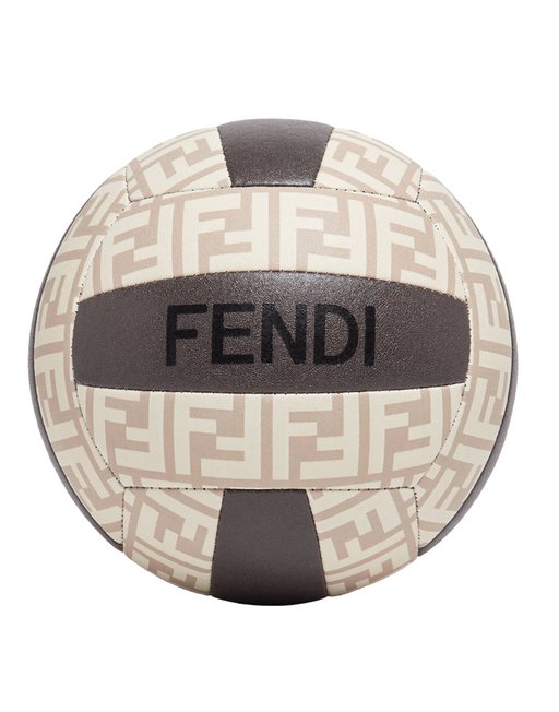 720x960_Fendi_NewYear