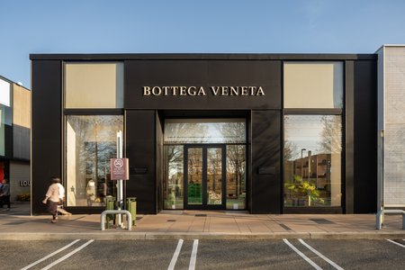 AM_Bottega Veneta_storefront_AM_2024PB06_4921