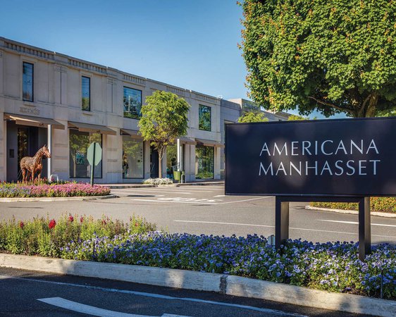 Americana Manhasset, the Perfect Luxury Shopping Day Trip From New