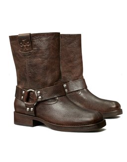 V2720x960_ToryBurch_Boots_Fall2024_unnamed-(3)-copy-7