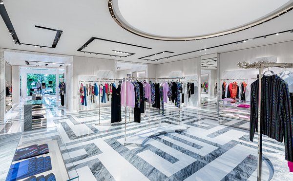 Versace Manhasset_Interior D2_LG_1600x1280.jpg